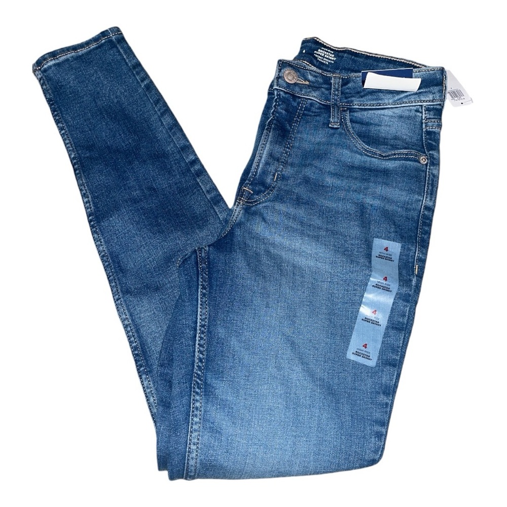 Old navy size 4 NWT jeans
